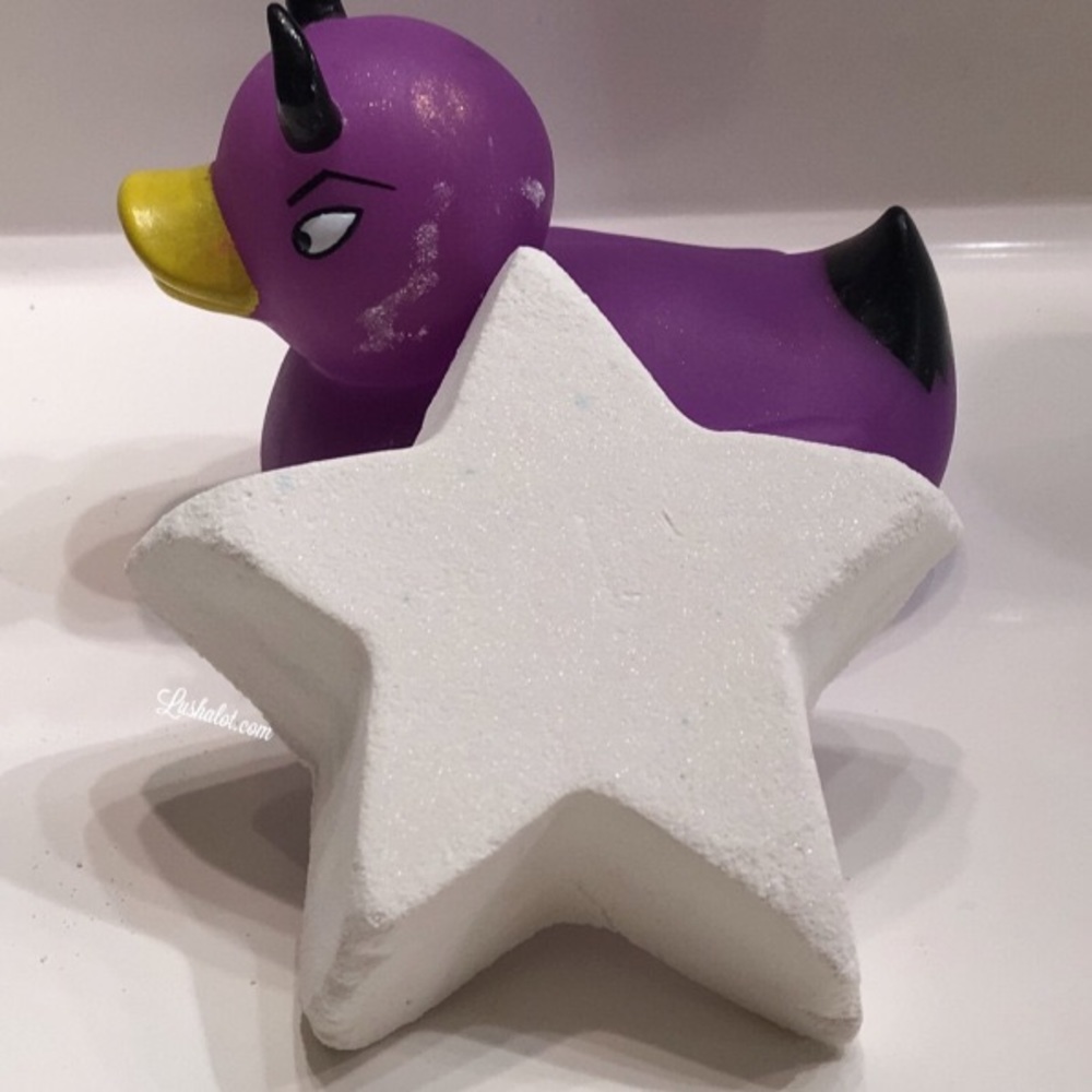 🛁⭐️BNIP Lush "Stardust" Bath Bomb⭐️🛀🏼
